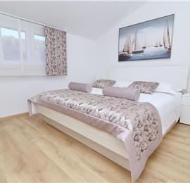 6 Bedroom Beachfront Villa with Heated Pool near Vela Luka on Korcula Island, Sleep 12